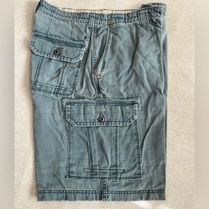 Izod Flat Front Men's Cargo Shorts